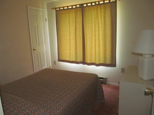 19E 3rd bedroom.JPG