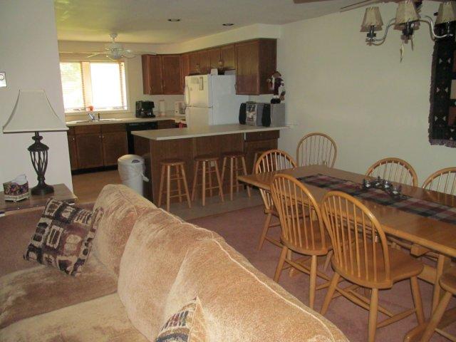 19E dining room-kitchen.JPG