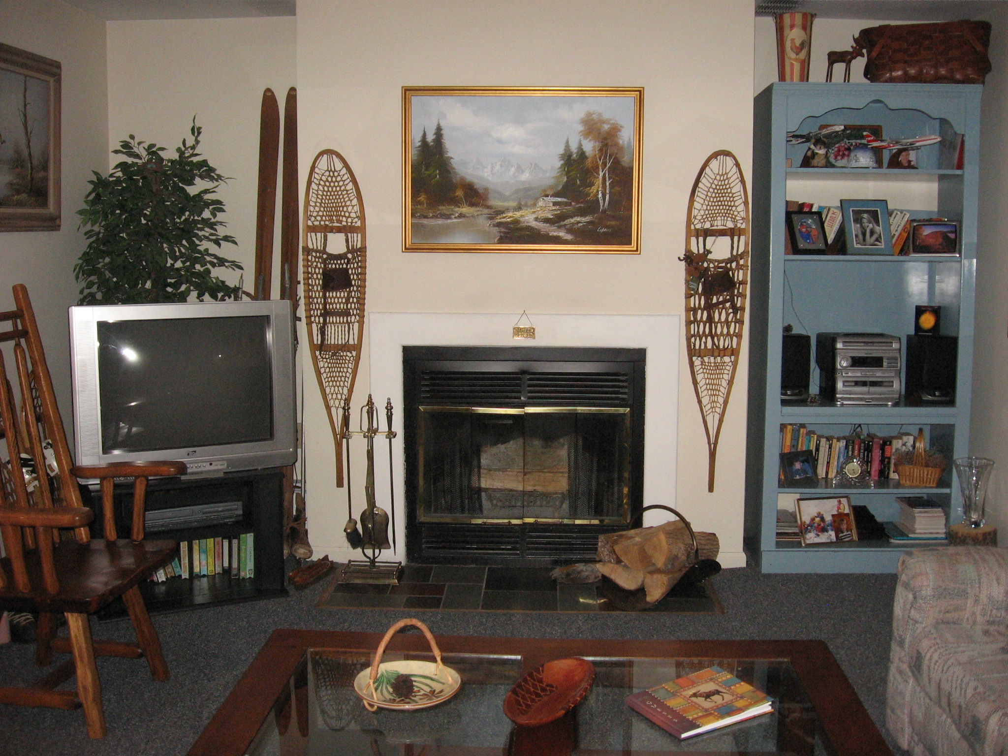 20-N fireplace. jpg.JPG