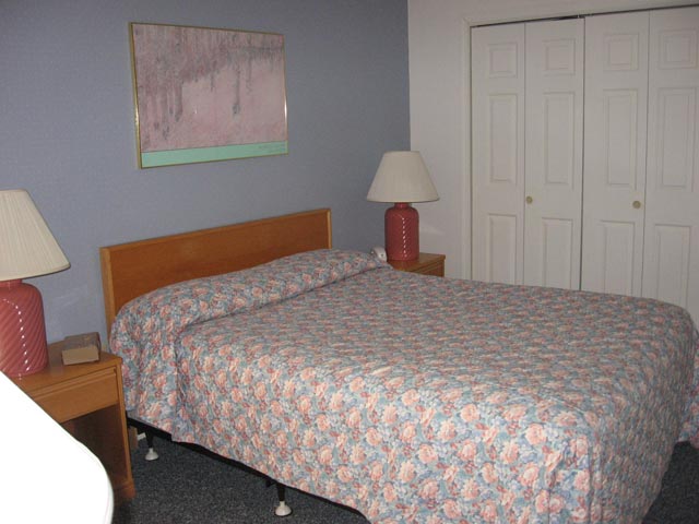 51-P master bedroom.JPG