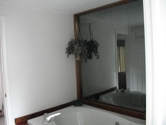 55P jacuzzi.JPG
