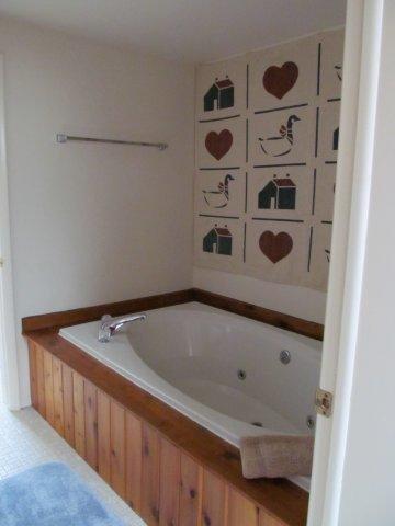 74I jacuzzi. jpg.JPG